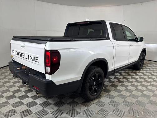 2024 Honda Ridgeline Black Edition