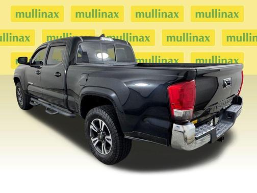 Black 2016 Toyota Tacoma SR5