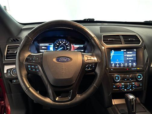 Ruby Red Metallic Tinted Clearcoat 2017 Ford Explorer XLT