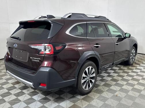 2025 Subaru Outback Touring