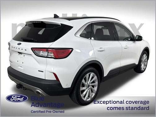 2022 Ford Escape Titanium Hybrid