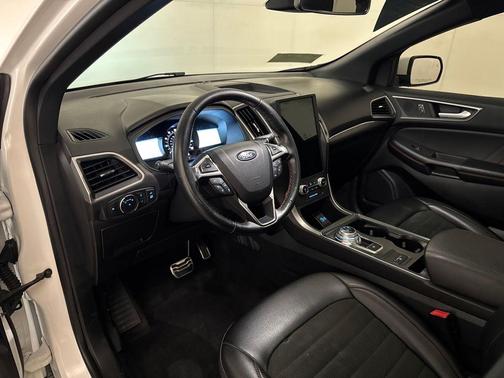 2022 Ford Edge ST Line