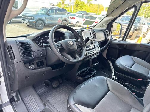 Bright White Clearcoat 2023 RAM ProMaster 2500 High Roof