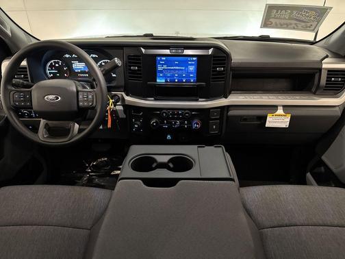 2025 Ford F-250 STX