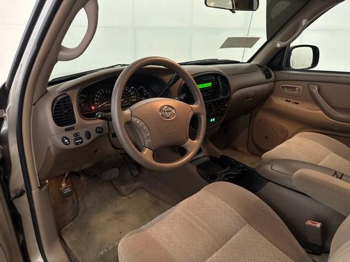 2004 Toyota Tundra SR5
