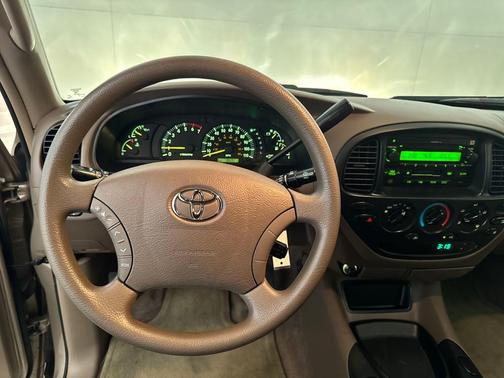 2004 Toyota Tundra SR5