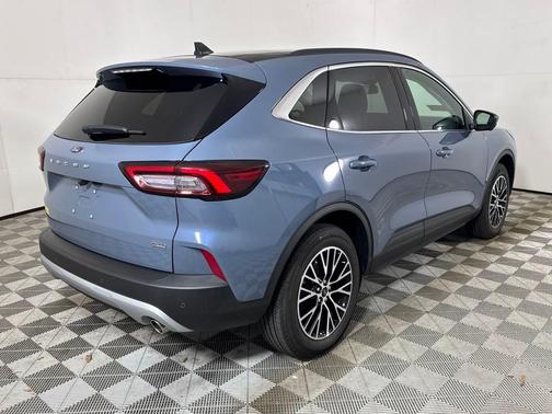 2025 Ford Escape PHEV