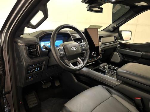 2023 Ford F-150 Lightning Pro