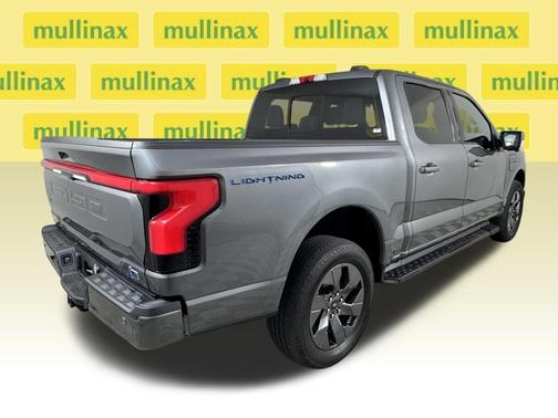 2023 Ford F-150 Lightning Pro