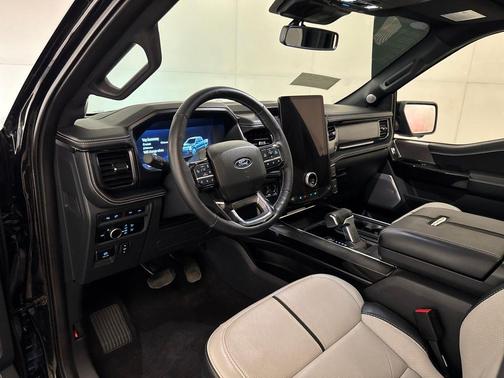 2024 Ford F-150 Lightning Platinum