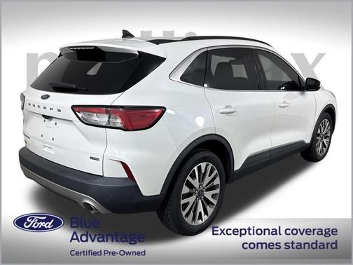 2022 Ford Escape Titanium Hybrid
