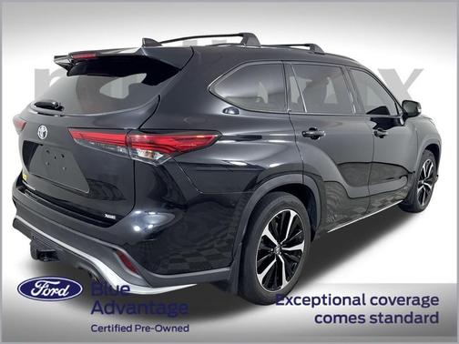 2022 Toyota Highlander XSE