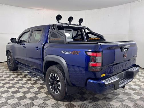 Deep Blue Pearl 2022 Nissan Frontier PRO-4X