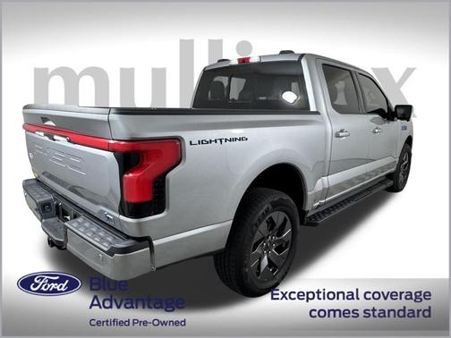2024 Ford F-150 Lightning LARIAT