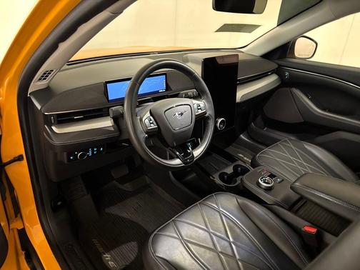 2023 Ford Mustang Mach-E Select