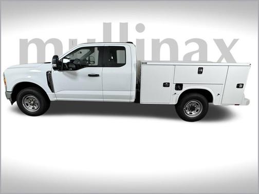 2025 Ford F-250 XL