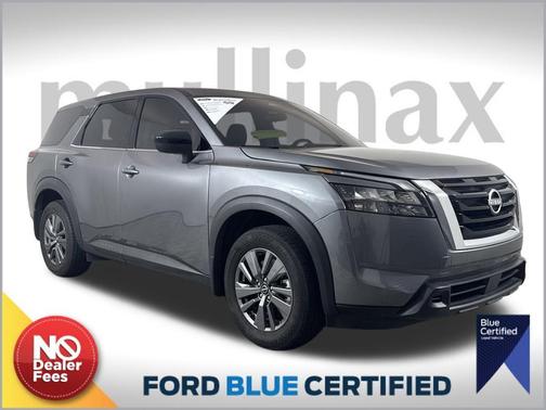 2024 Nissan Pathfinder S