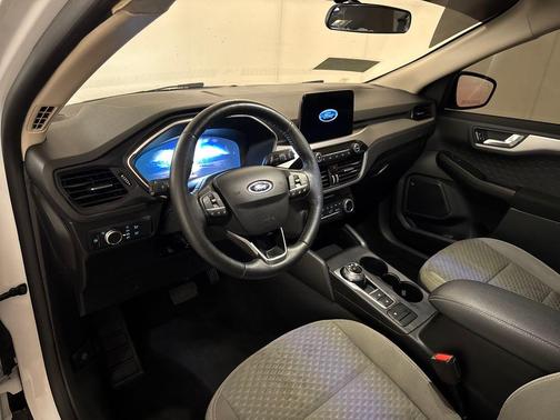 Oxford White 2020 Ford Escape SE Sport Hybrid
