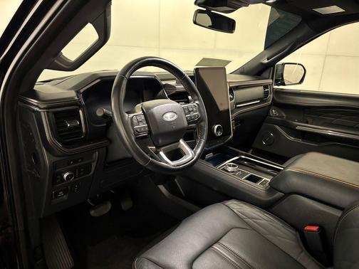 2022 Ford Expedition Platinum