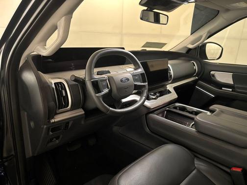 Stone Blue Metallic 2025 Ford Expedition Active