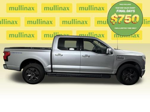 2022 Ford F-150 Lightning LARIAT