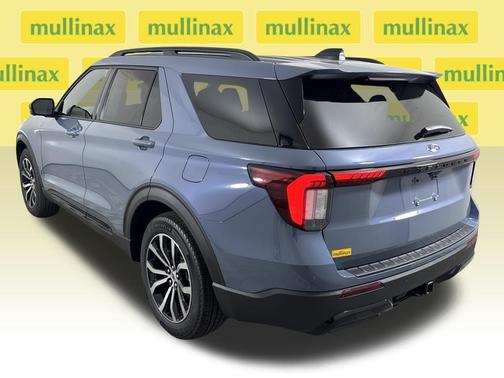 Vapor Blue Metallic 2026 Ford Explorer ST-Line