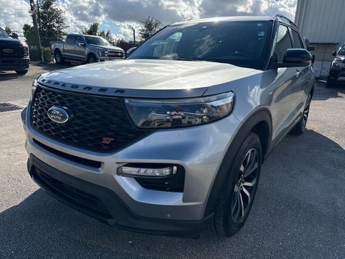 2020 Ford Explorer ST