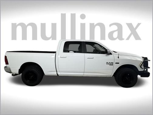 2019 RAM 1500 Classic SLT