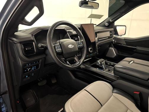 2023 Ford F-150 Lightning Platinum