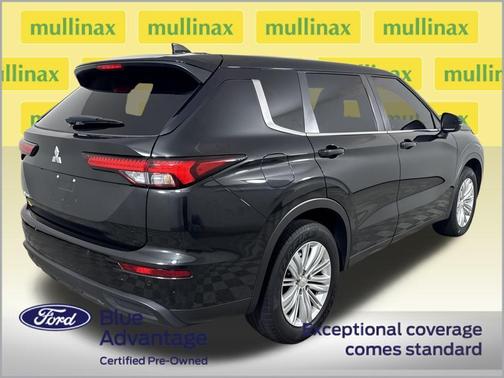 2022 Mitsubishi Outlander ES