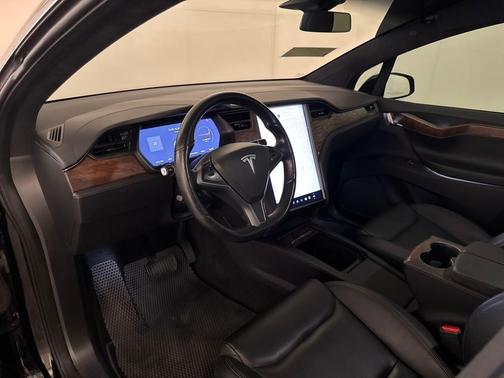 2021 Tesla Model X Long Range