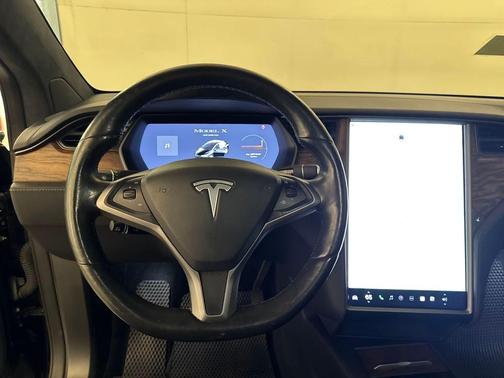 2021 Tesla Model X Long Range