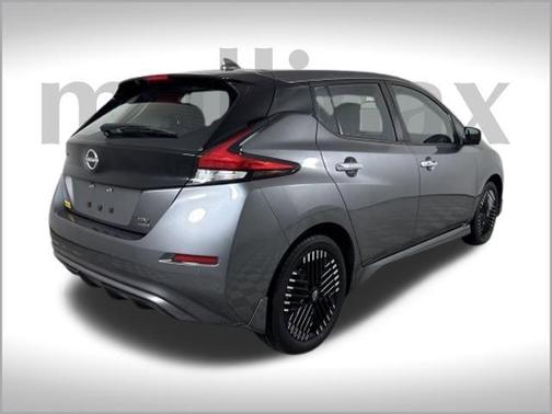 2023 Nissan Leaf SV PLUS