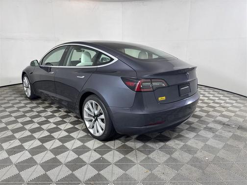 2020 Tesla Model 3 Standard Range Plus
