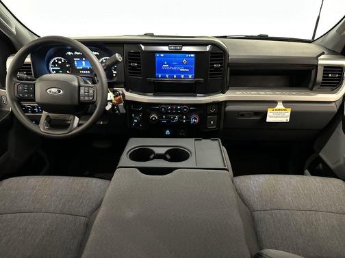 2025 Ford F-250 STX