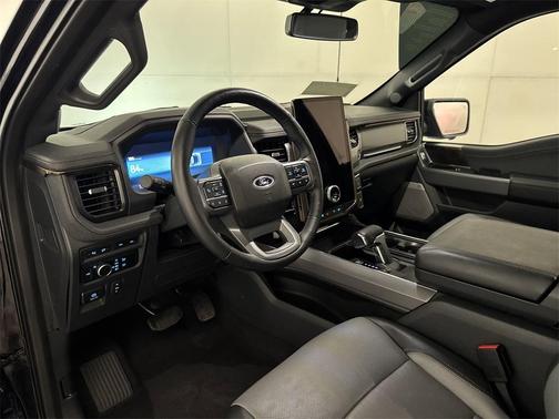 2023 Ford F-150 Lightning LARIAT