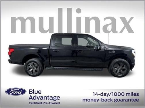 2023 Ford F-150 Lightning LARIAT