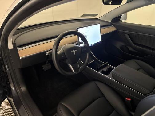 2020 Tesla Model 3 Standard