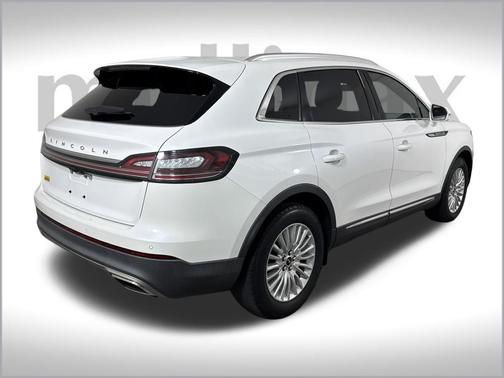 2020 Lincoln Nautilus Standard