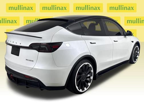 2024 Tesla Model Y Performance
