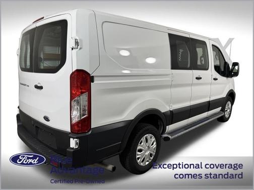 2022 Ford Transit-250 Base