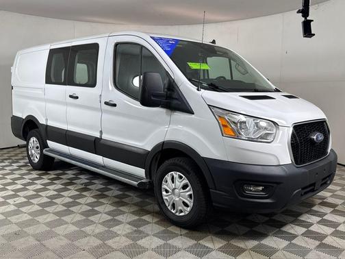 2022 Ford Transit-250 Base