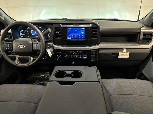 2025 Ford F-250 STX