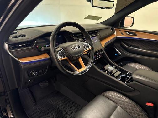 2021 Jeep Grand Cherokee L Summit