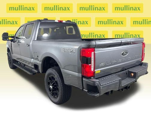 Carbonized Gray Metallic 2026 Ford F-350 Lariat Super Duty