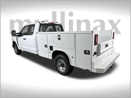 2025 Ford F-250 XL