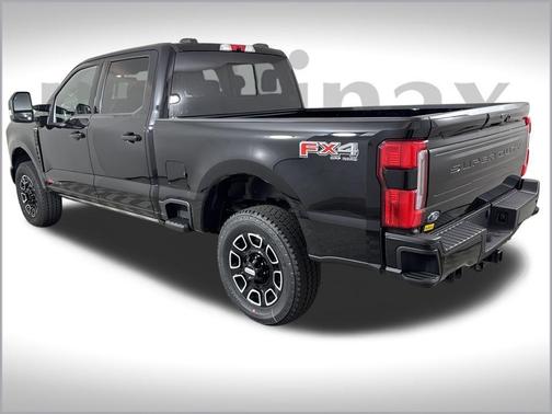 2025 Ford F-250 Platinum