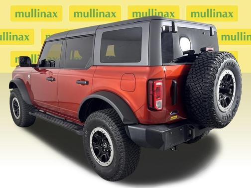 Hot Pepper Red Metallic Tinted Clearcoat 2022 Ford Bronco Big Bend