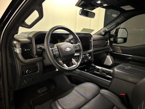 Agate Black Metallic 2026 Ford F-350 Platinum