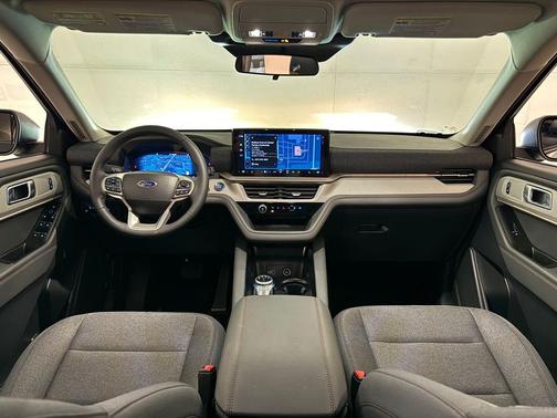 Agate Black Metallic 2026 Ford Explorer Active